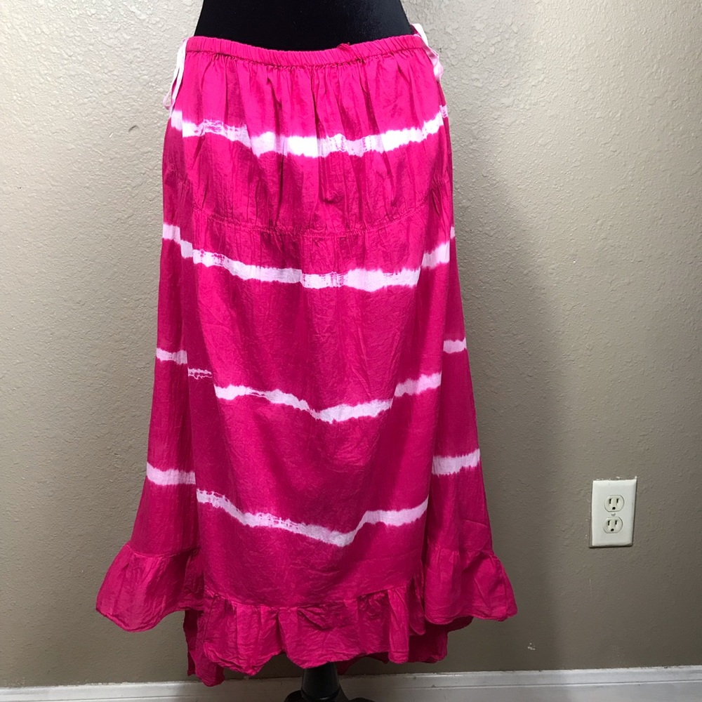 Pink and white high low skirt